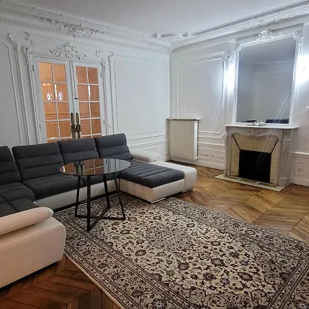 Haut De Gamme Hugo Appartamento Parigi